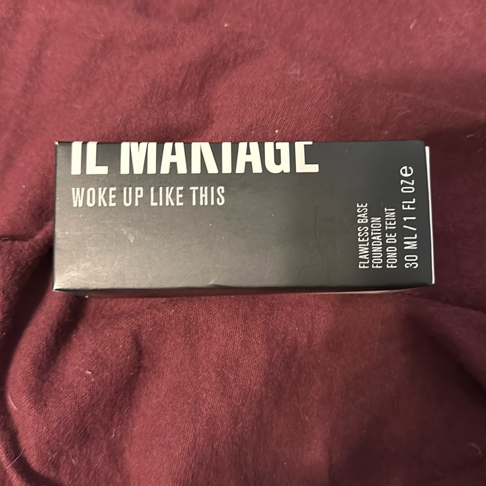 IL MAKIAGE makeup- Flawless Base Foundation- Woke up like this 060